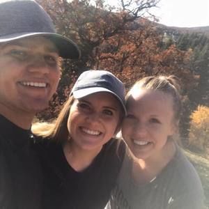 Meet your Posher, Cami